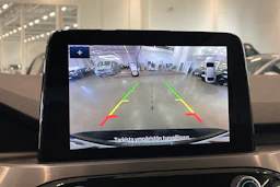 Valkoinen Ford Kuga 2021 kuva 22.