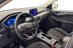 punainen Ford Kuga 2021 kuva 7.