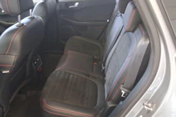 harmaa Ford Kuga 2021 kuva 11.