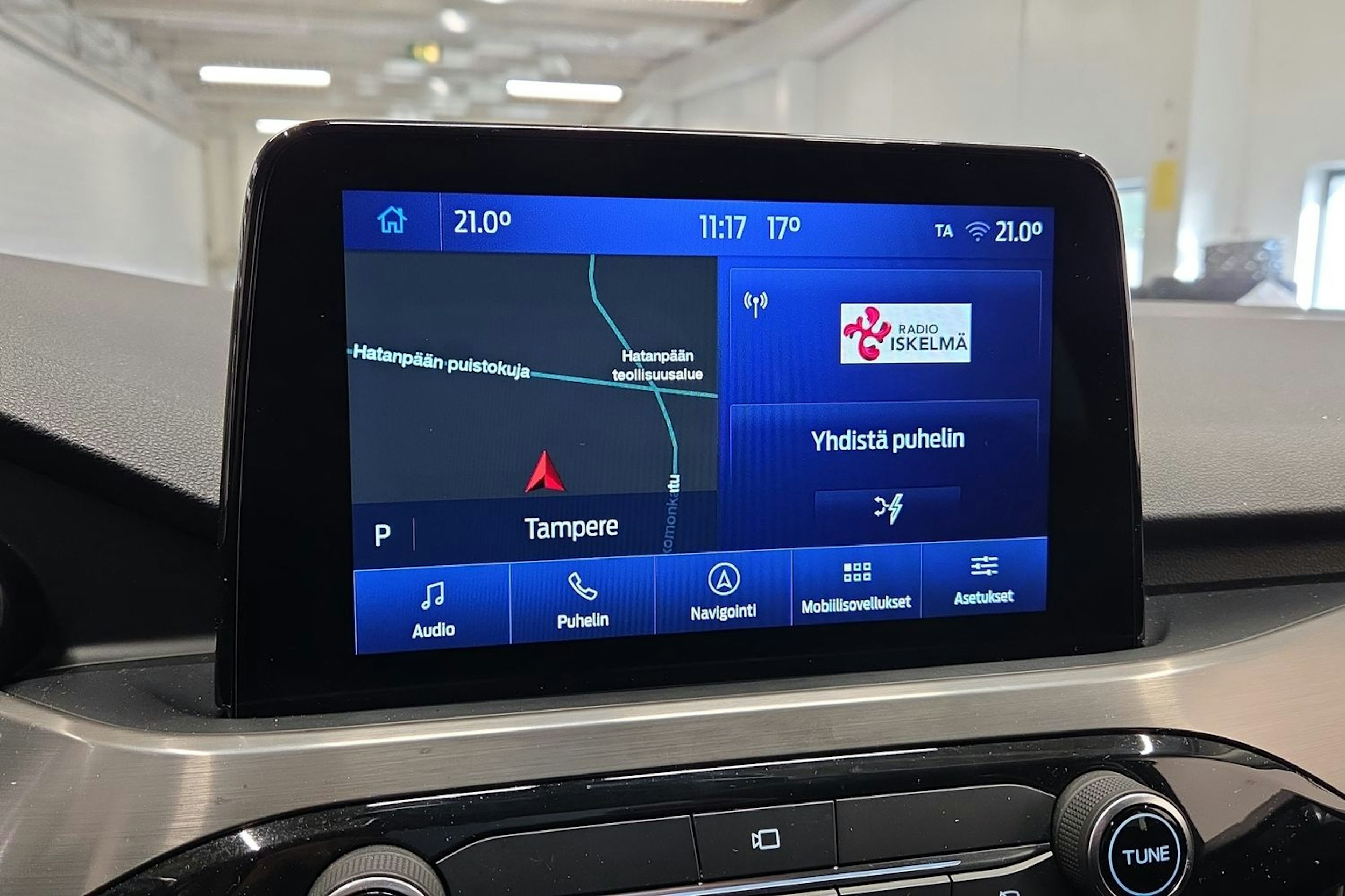 musta Ford Kuga 2021 kuva 19.