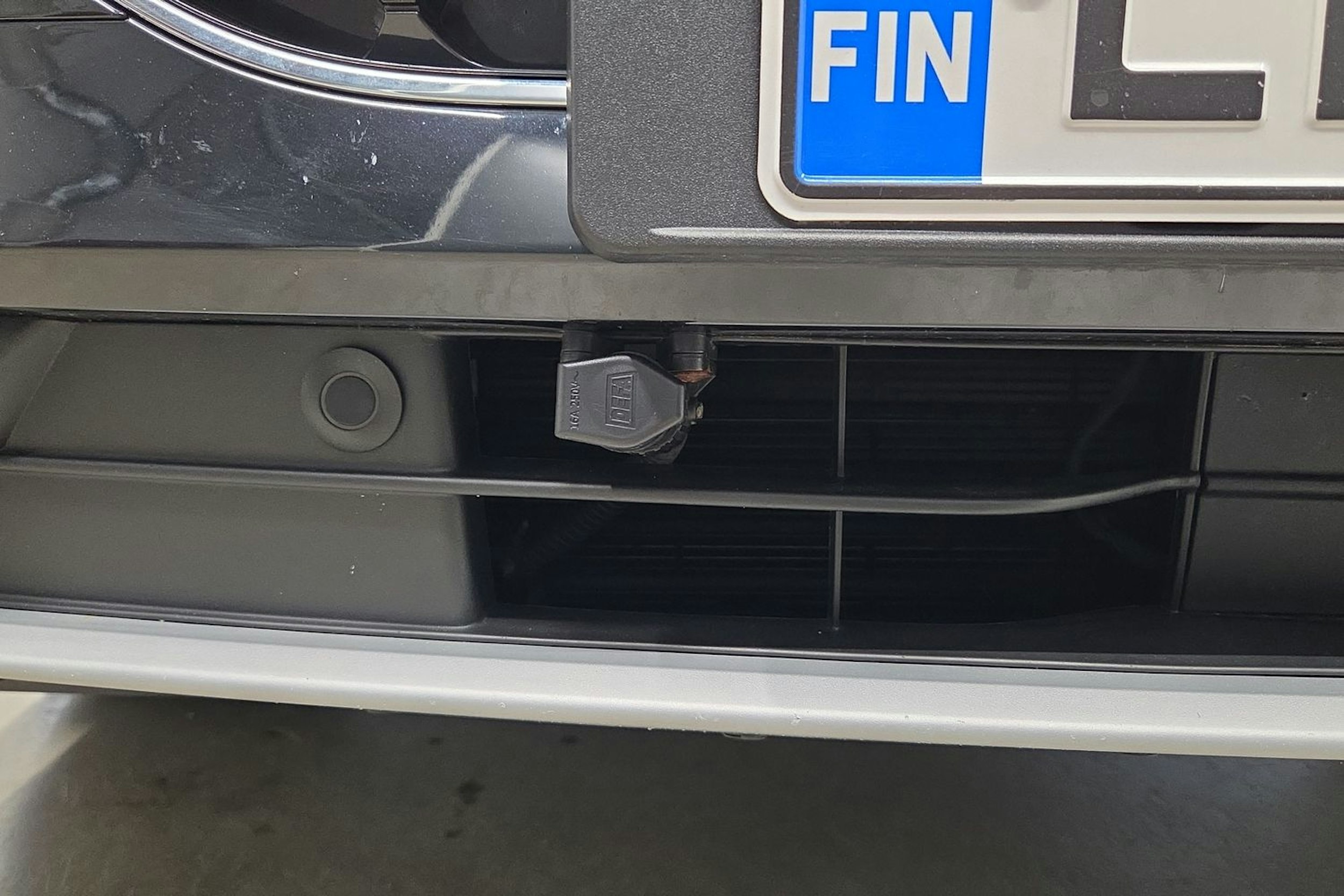 musta Ford Kuga 2021 kuva 28.