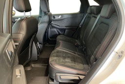 valkoinen Ford Kuga 2021 kuva 10.