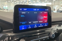 valkoinen Ford Kuga 2021 kuva 19.