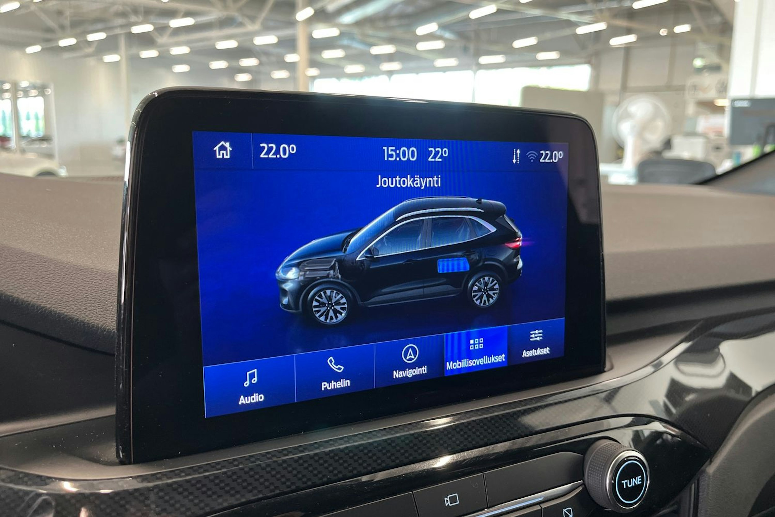 valkoinen Ford Kuga 2021 kuva 24.