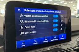 valkoinen Ford Kuga 2021 kuva 27.