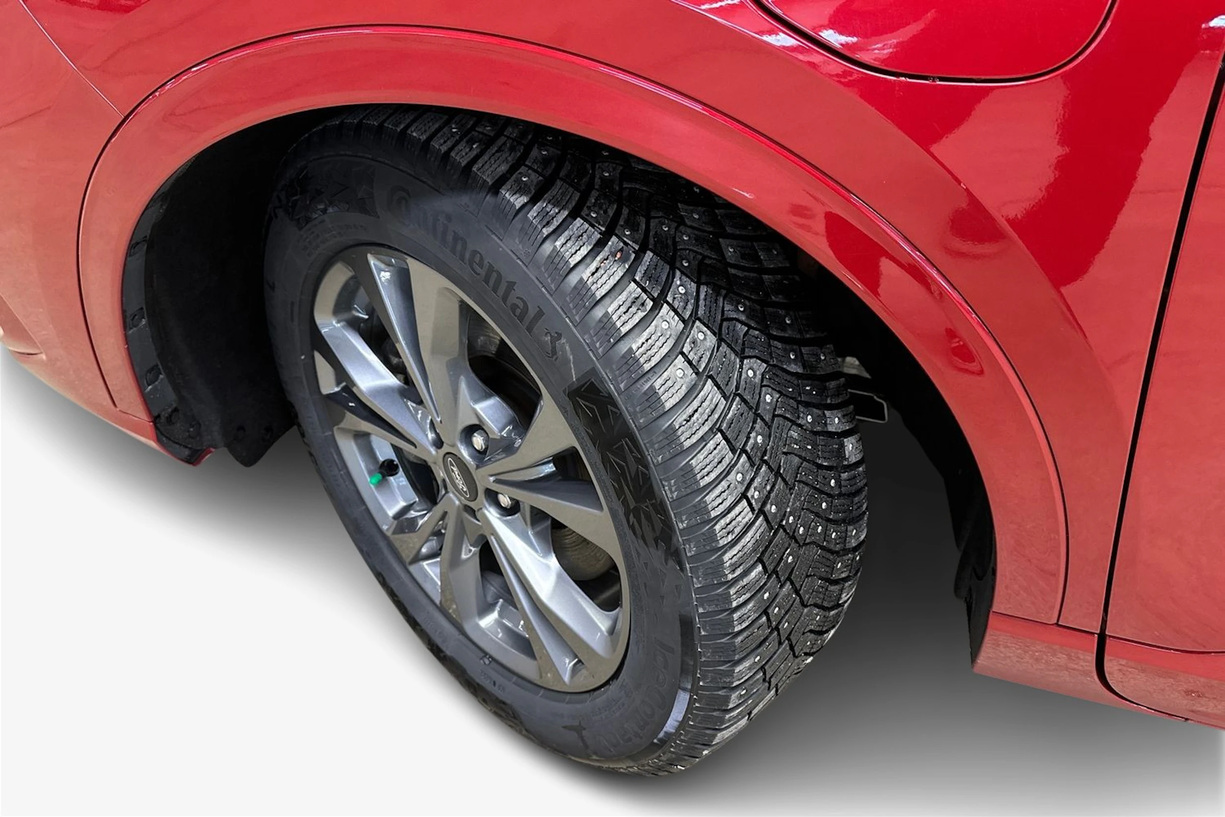 punainen Ford Kuga 2021 kuva 9.