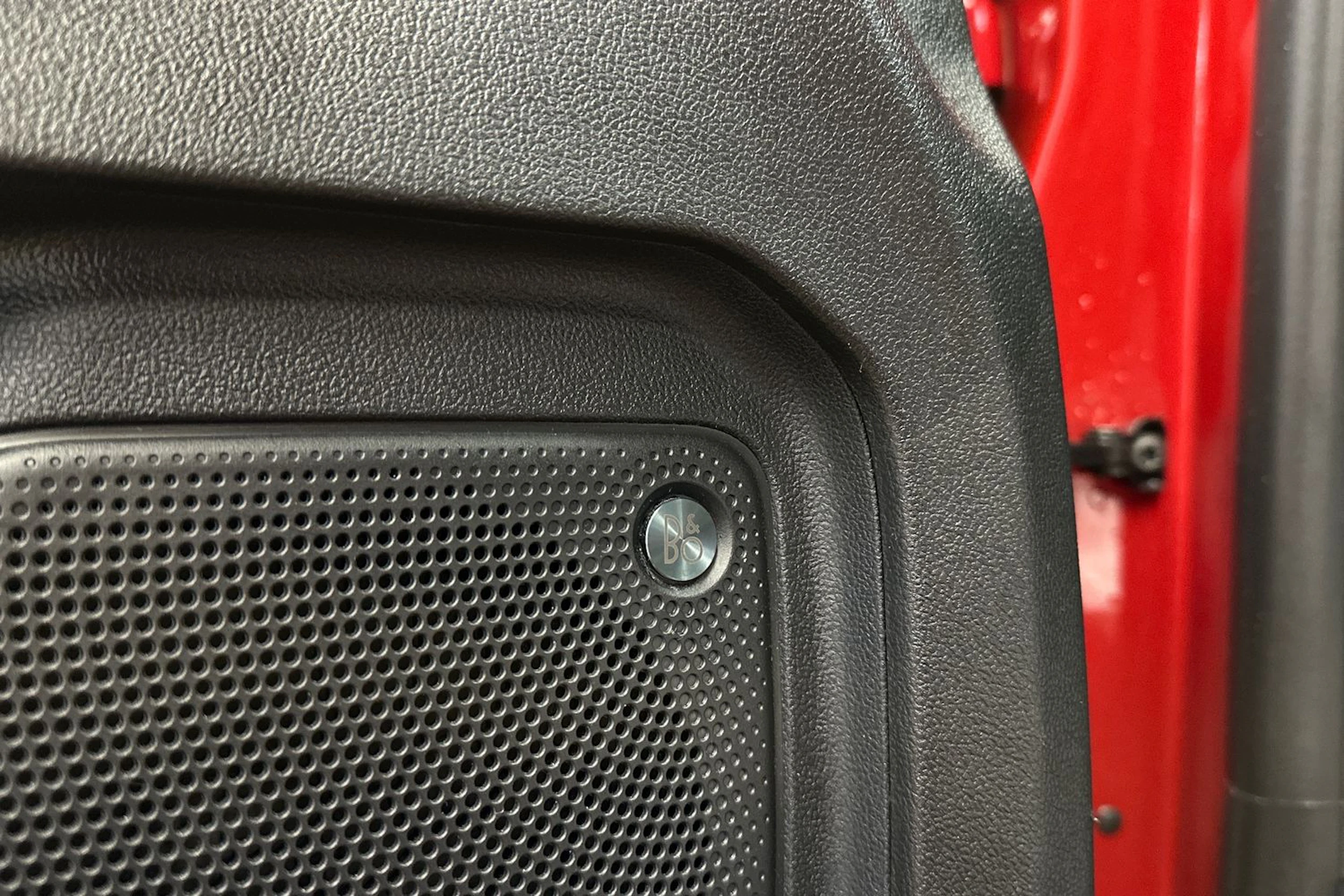 punainen Ford Kuga 2021 kuva 28.