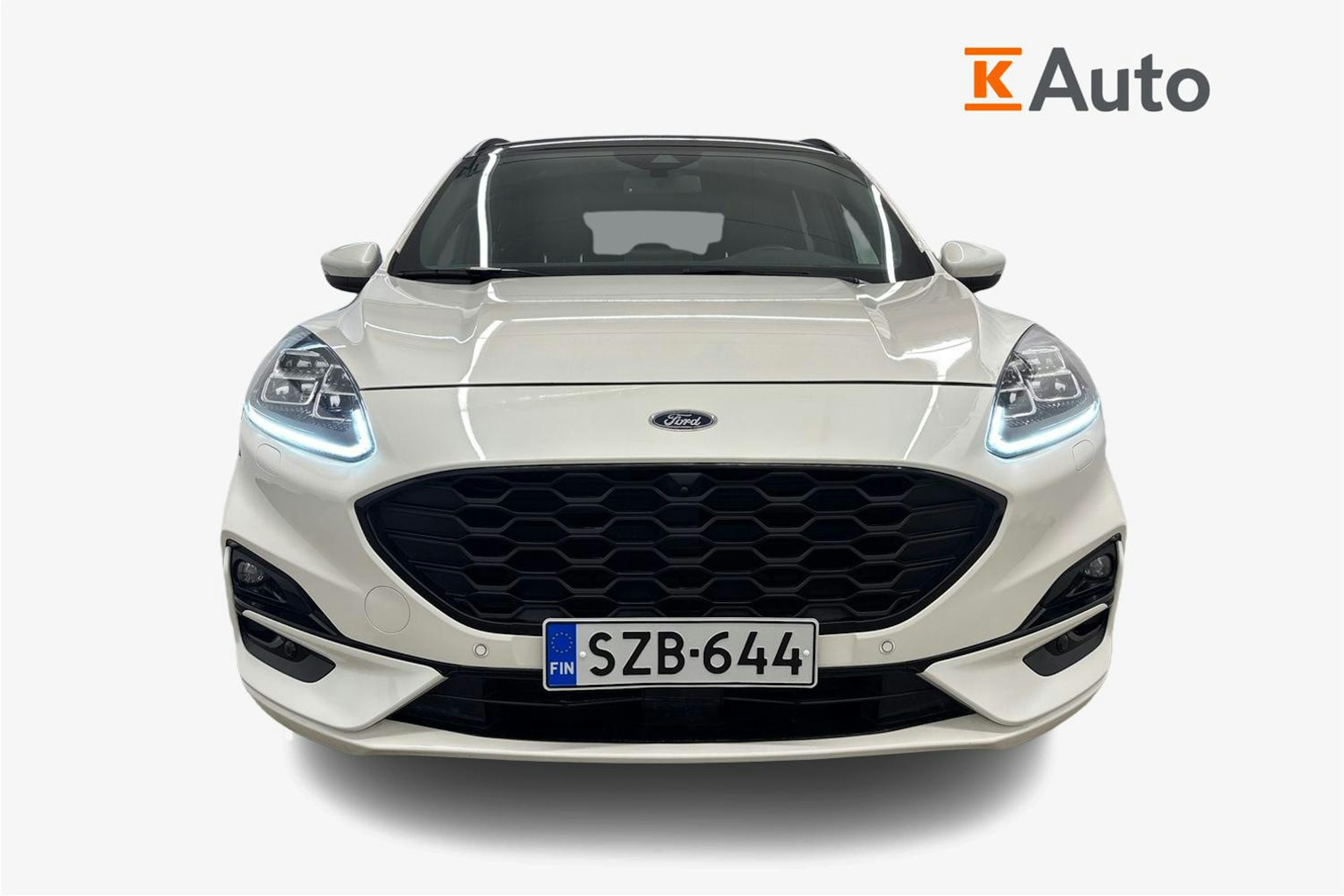 met. valkoinen Ford Kuga 2021 kuva 4.