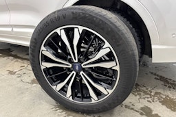 met. valkoinen Ford Kuga 2021 kuva 10.