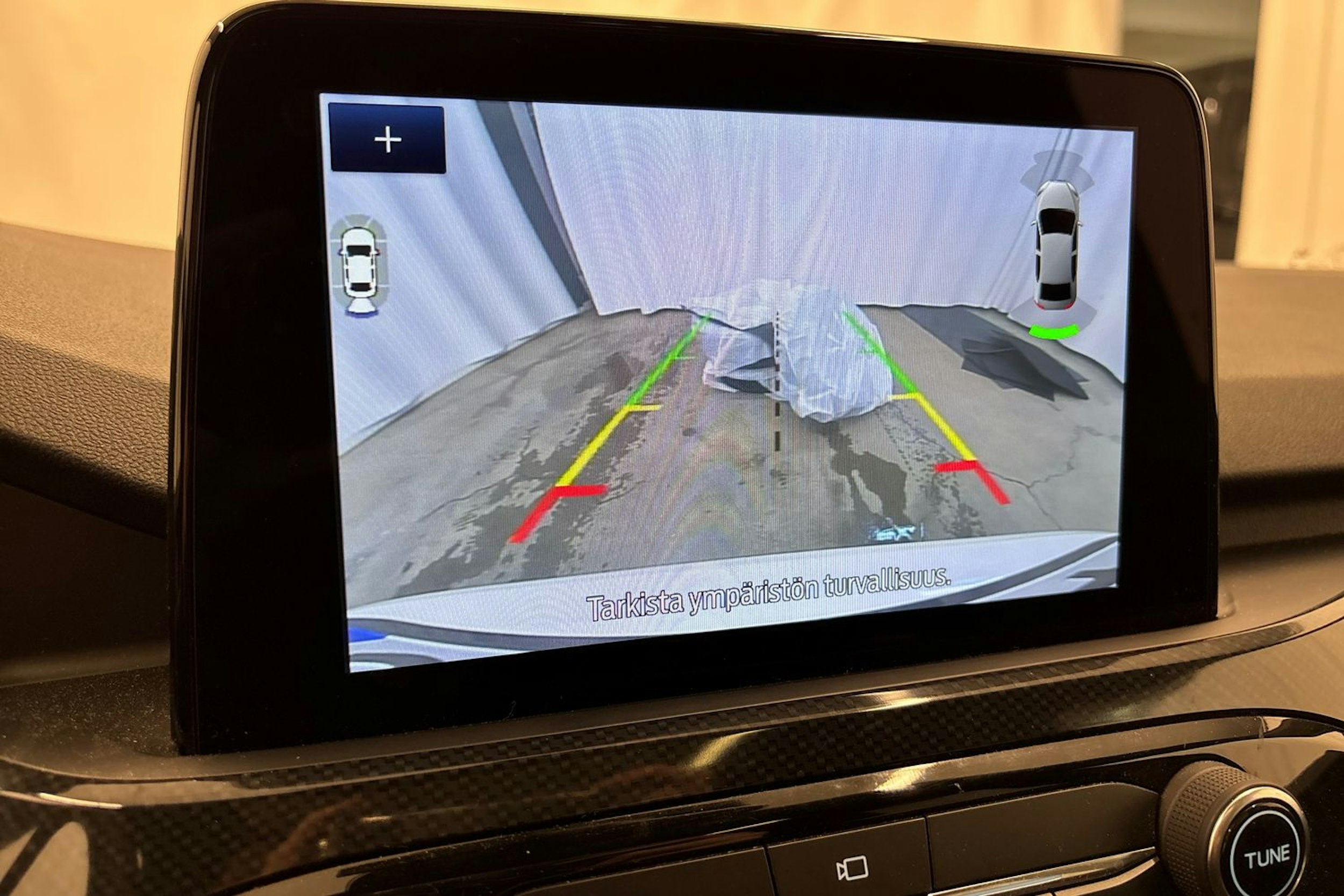 met. valkoinen Ford Kuga 2021 kuva 24.