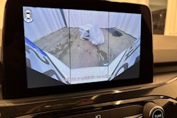 met. valkoinen Ford Kuga 2021 kuva 25.