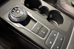 met. valkoinen Ford Kuga 2021 kuva 28.