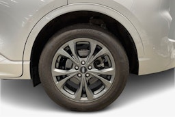 harmaa Ford Kuga 2021 kuva 9.