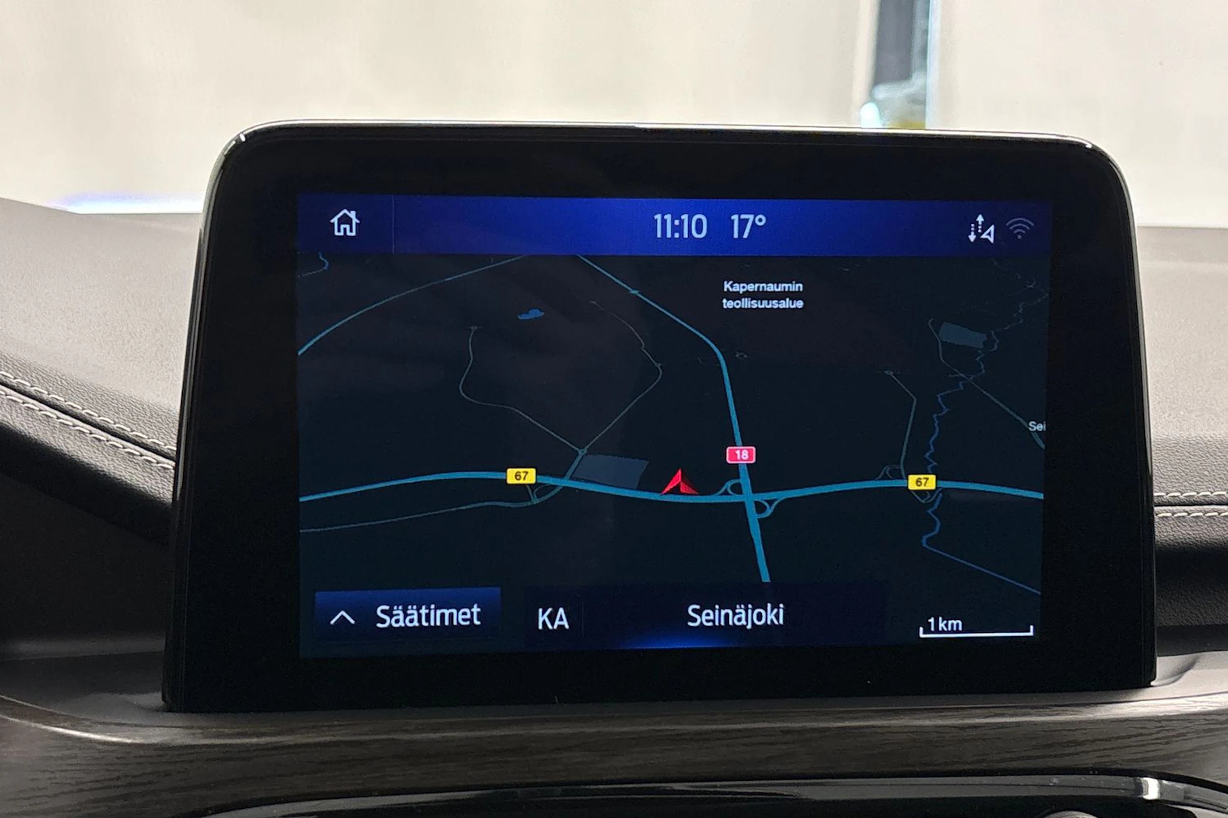 musta Ford Kuga 2021 kuva 19.