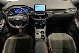valkoinen Ford Kuga 2021 kuva 7.