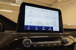 valkoinen Ford Kuga 2021 kuva 15.