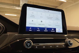 valkoinen Ford Kuga 2021 kuva 16.