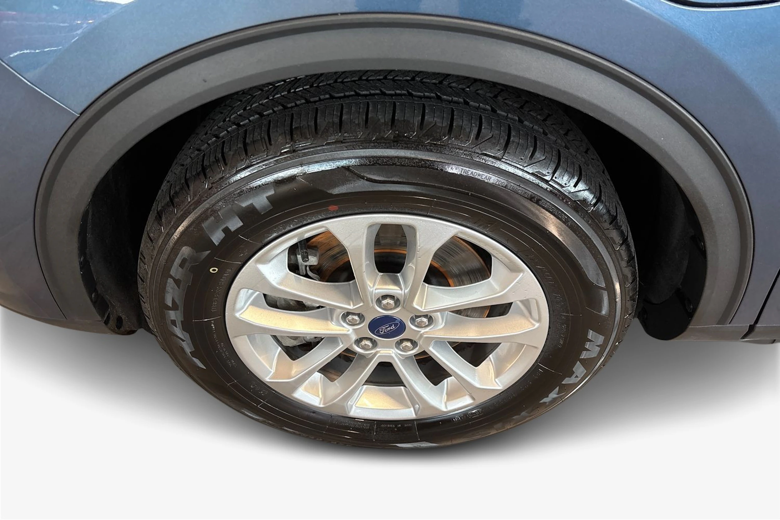 sininen Ford Kuga 2021 kuva 9.