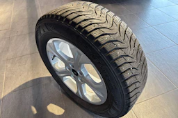 sininen Ford Kuga 2021 kuva 11.