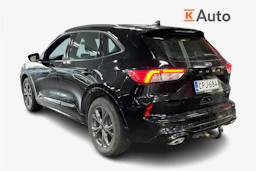 Musta Ford Kuga 2022 kuva 2.