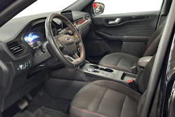 Musta Ford Kuga 2022 kuva 3.