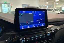 musta Ford Kuga 2022 kuva 18.