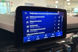musta Ford Kuga 2022 kuva 20.