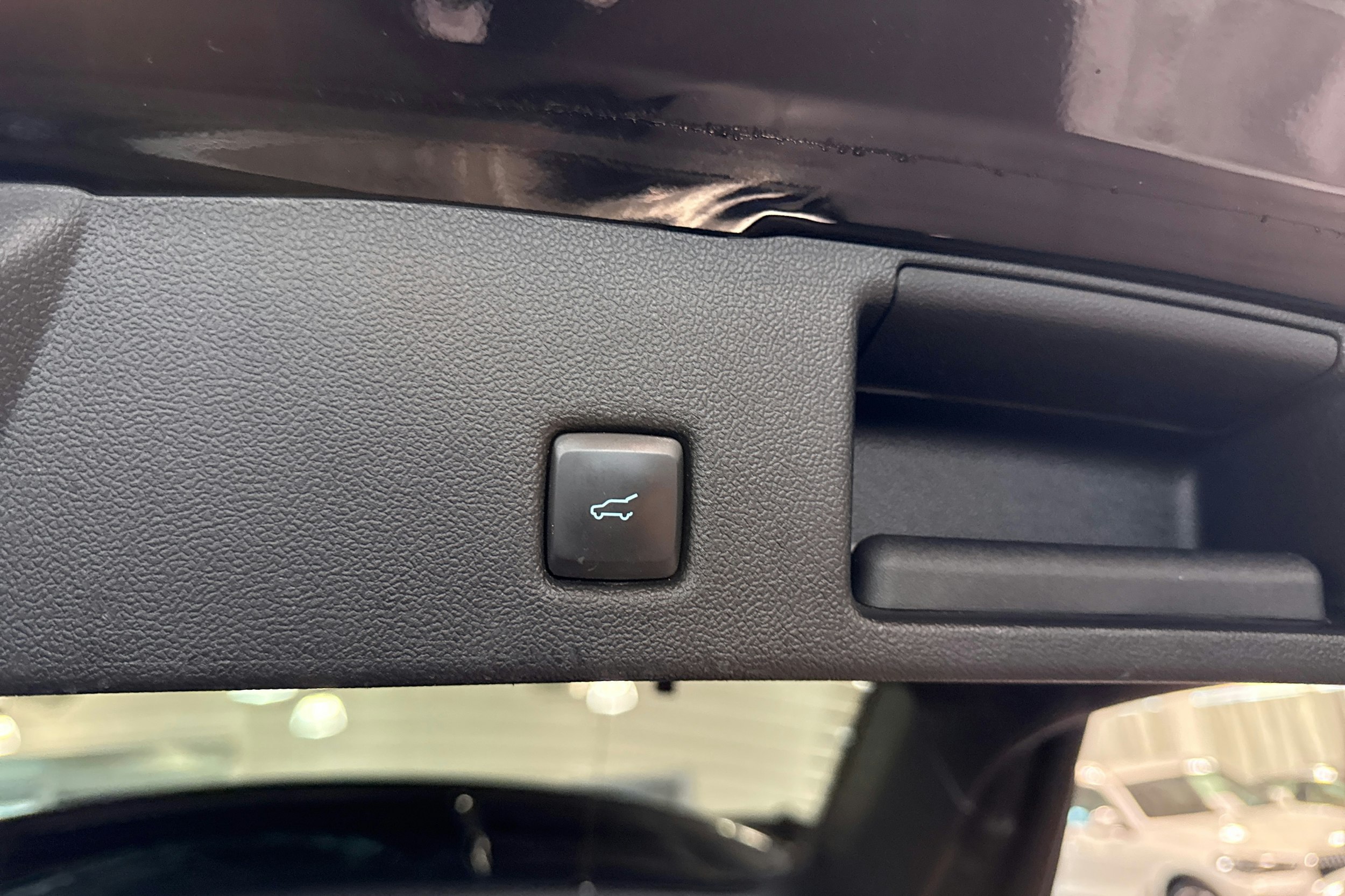 musta Ford Kuga 2022 kuva 27.