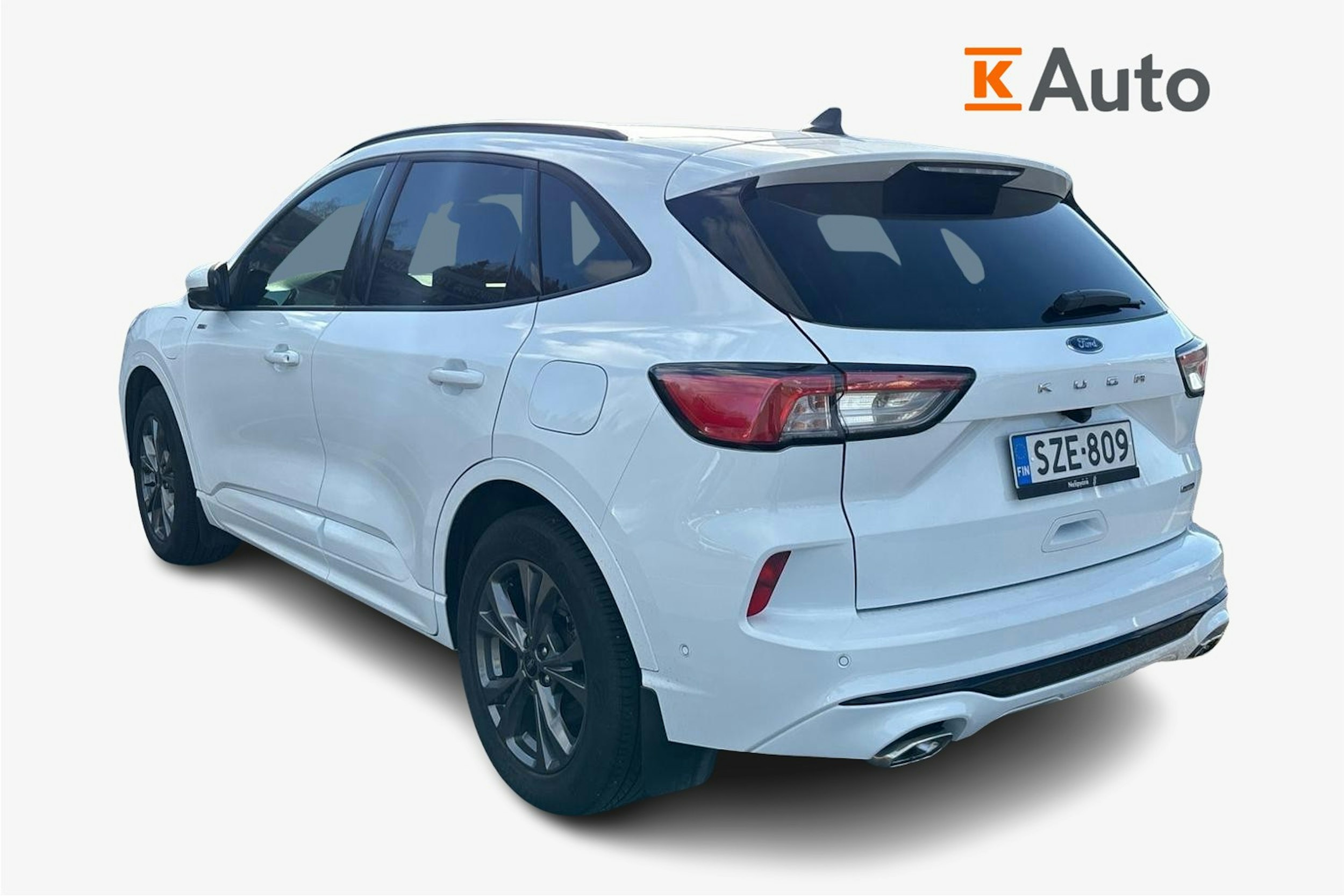 valkoinen Ford Kuga 2022 kuva 2.