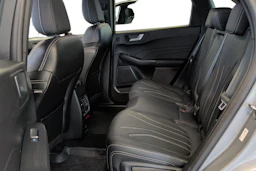 harmaa Ford Kuga 2022 kuva 8.