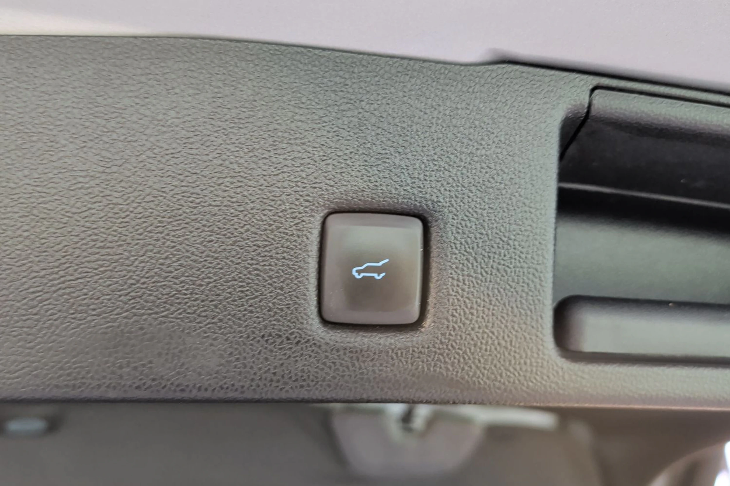 harmaa Ford Kuga 2022 kuva 13.