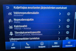 harmaa Ford Kuga 2022 kuva 21.