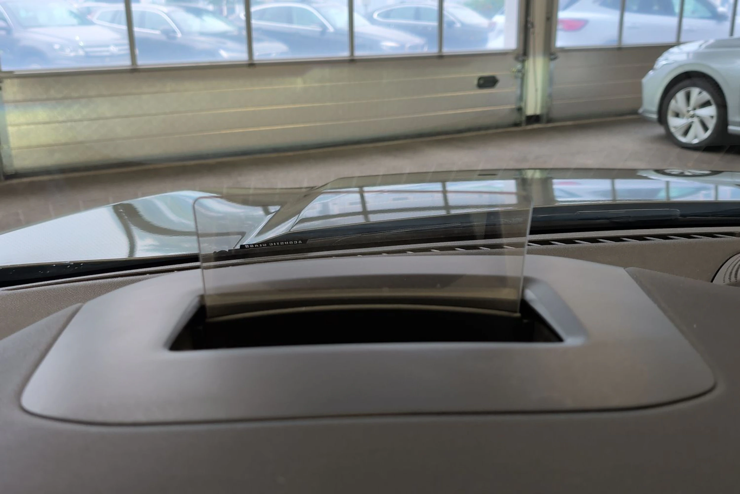 harmaa Ford Kuga 2022 kuva 25.