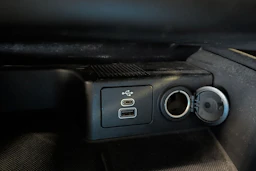 harmaa Ford Kuga 2022 kuva 26.