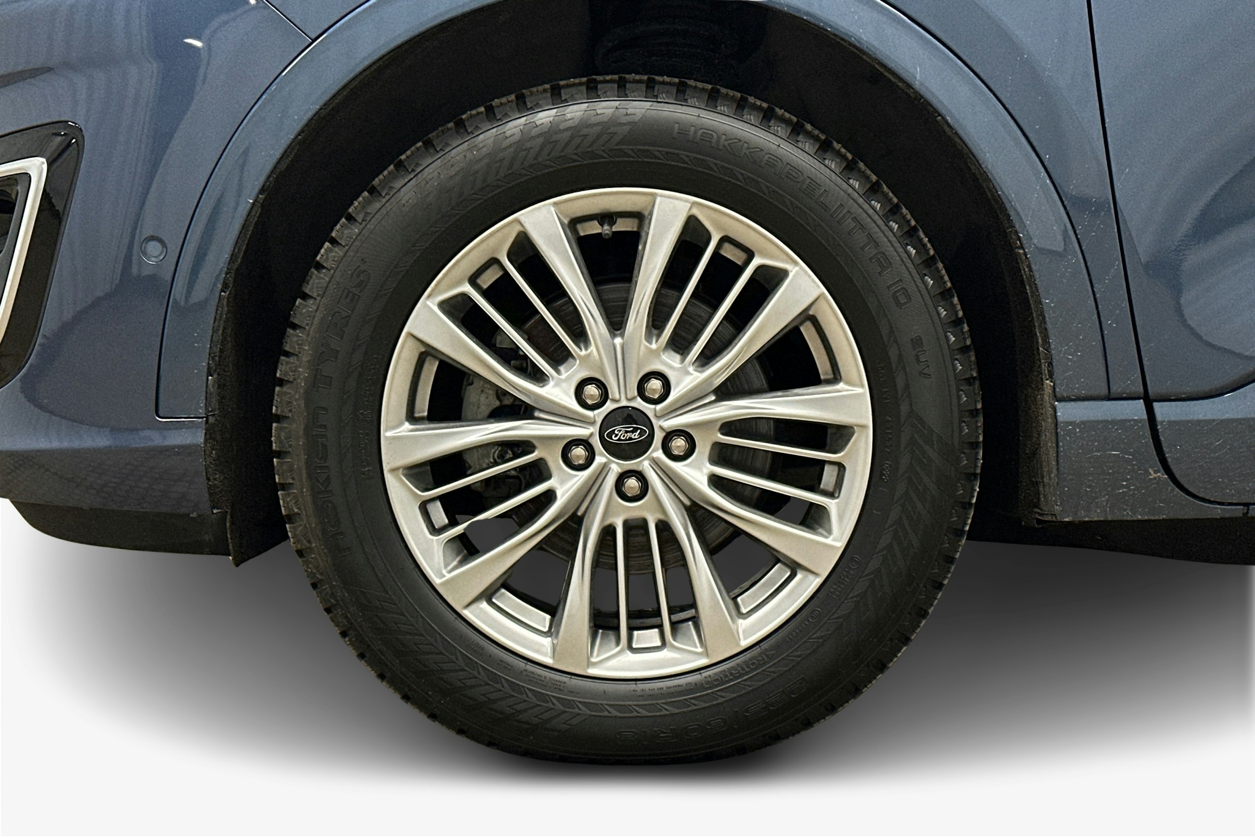 sininen Ford Kuga 2022 kuva 11.