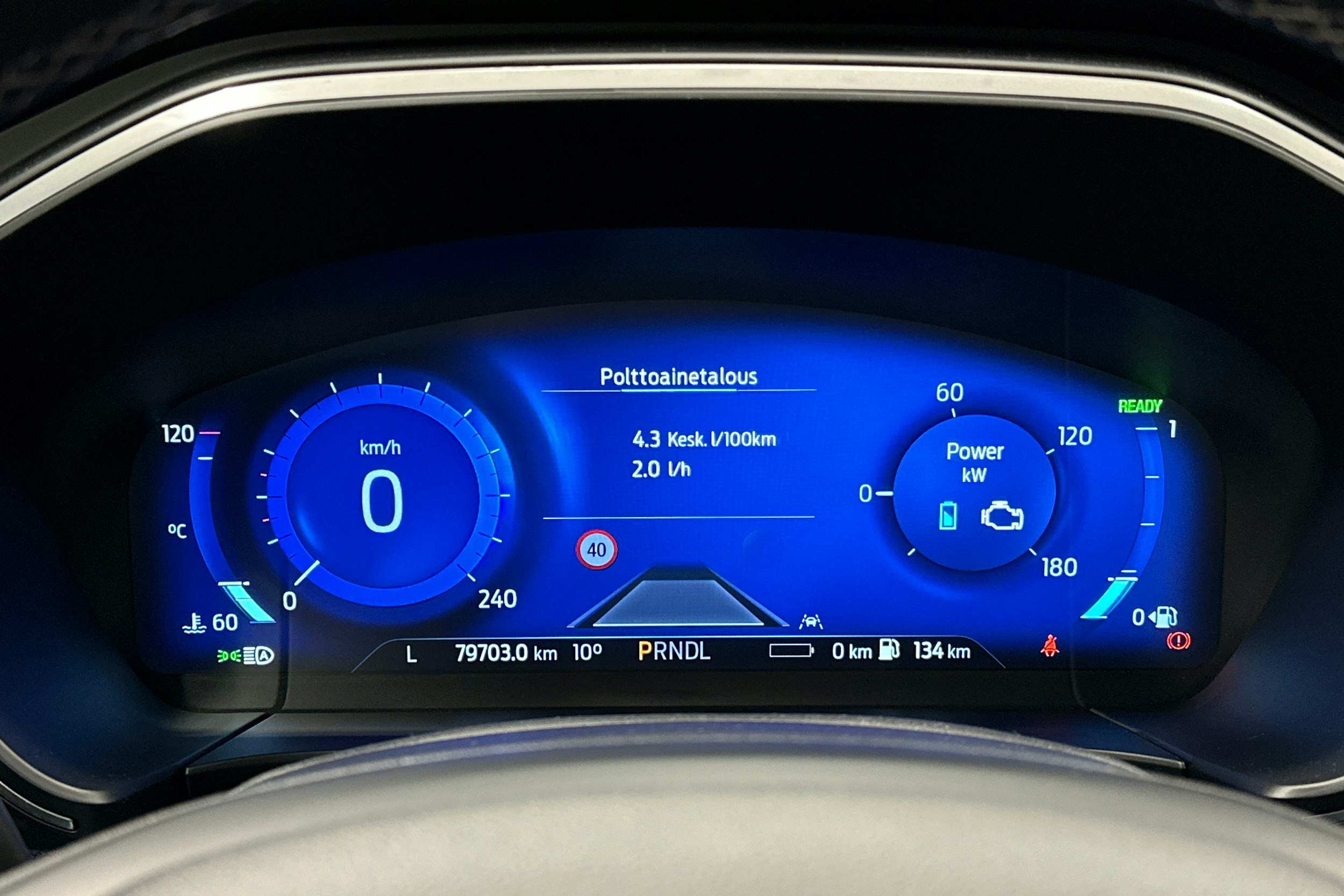 sininen Ford Kuga 2022 kuva 23.