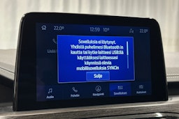sininen Ford Kuga 2022 kuva 29.