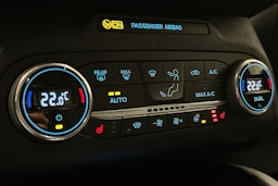 sininen Ford Kuga 2022 kuva 31.