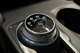 sininen Ford Kuga 2022 kuva 32.