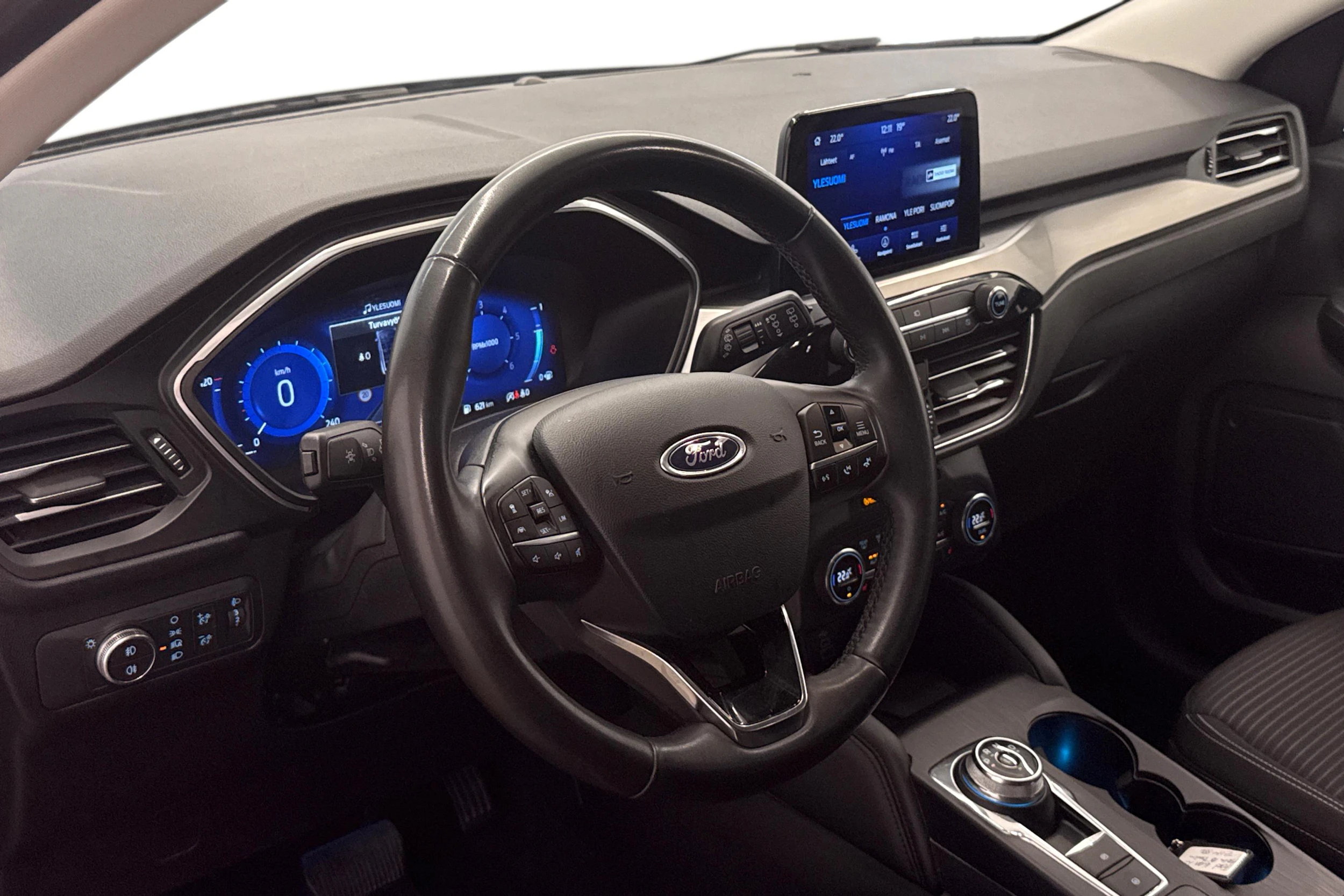 harmaa Ford Kuga 2022 kuva 8.