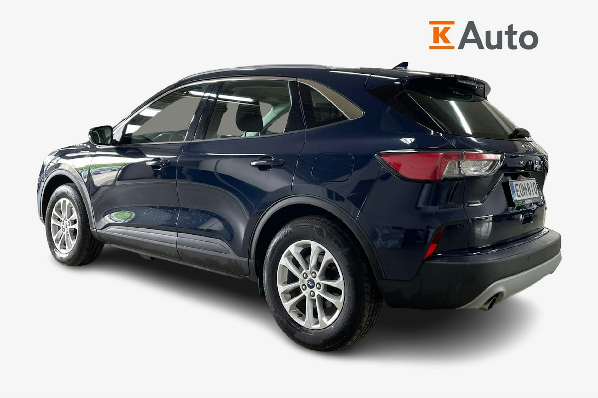 Sininen Ford Kuga 2023 kuva 2.