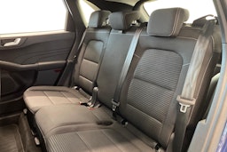 sininen Ford Kuga 2023 kuva 10.
