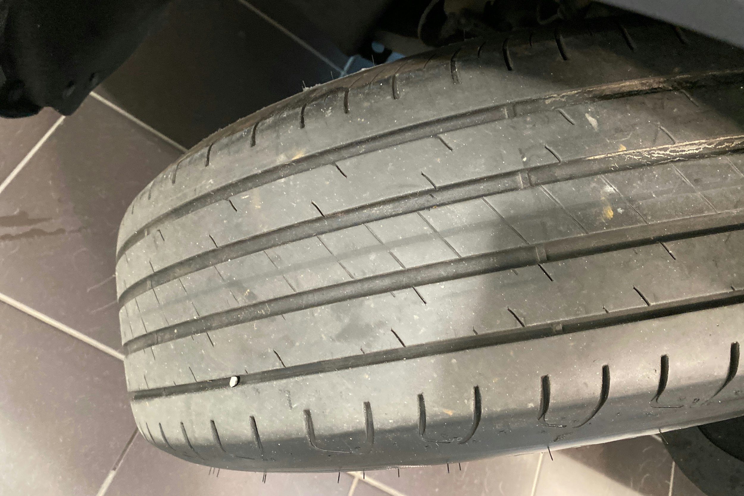 sininen Ford Kuga 2023 kuva 15.