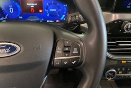 sininen Ford Kuga 2023 kuva 23.