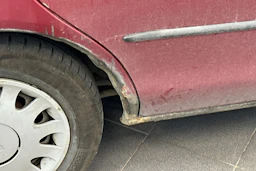 Punainen Ford MONDEO 1998 kuva 31.