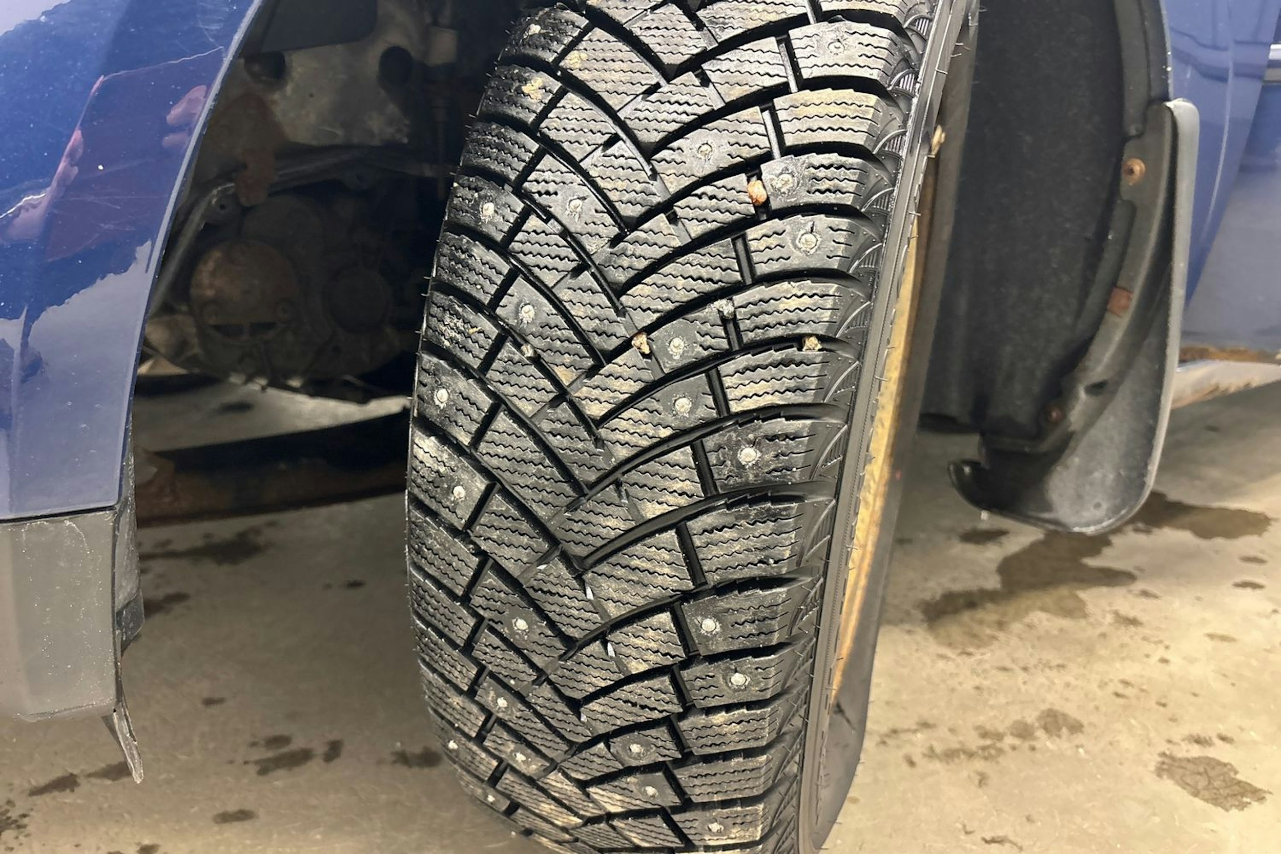 sininen Ford Mondeo 2001 kuva 10.