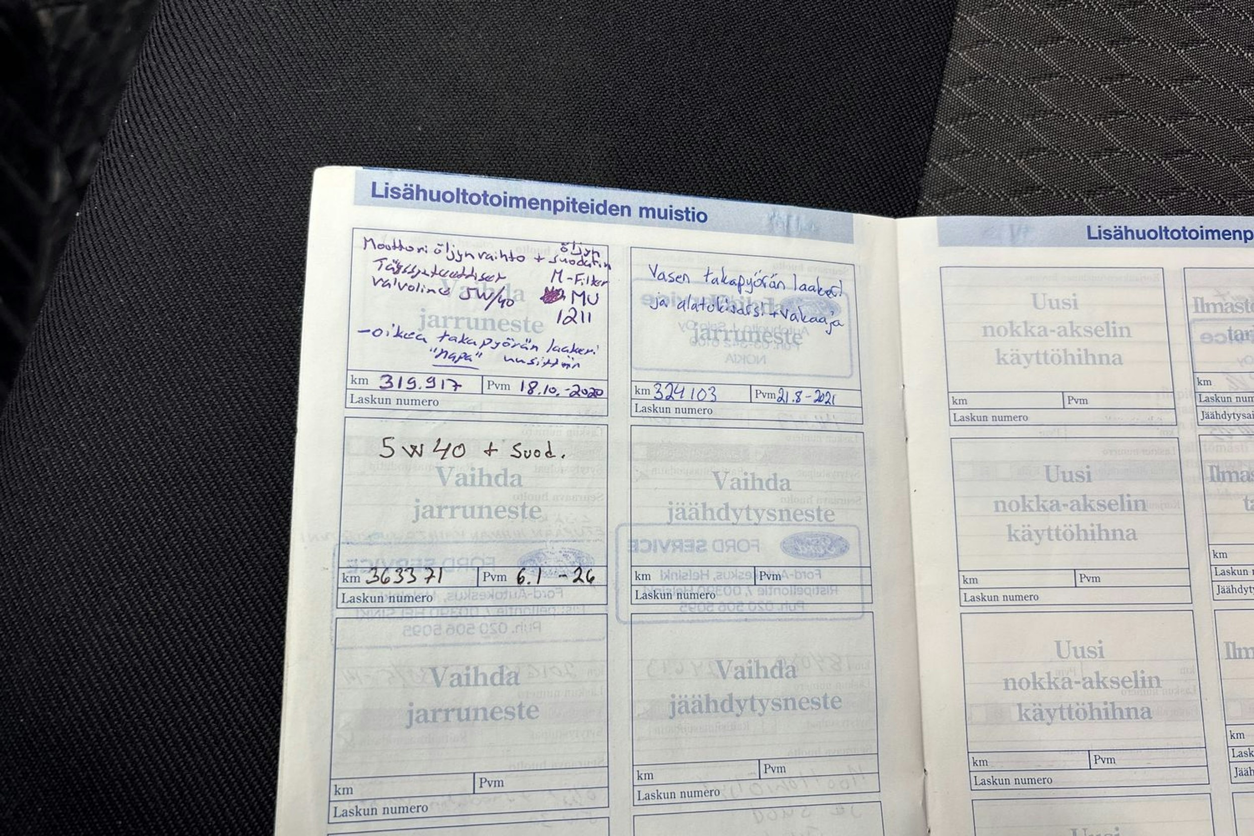 sininen Ford Mondeo 2001 kuva 15.