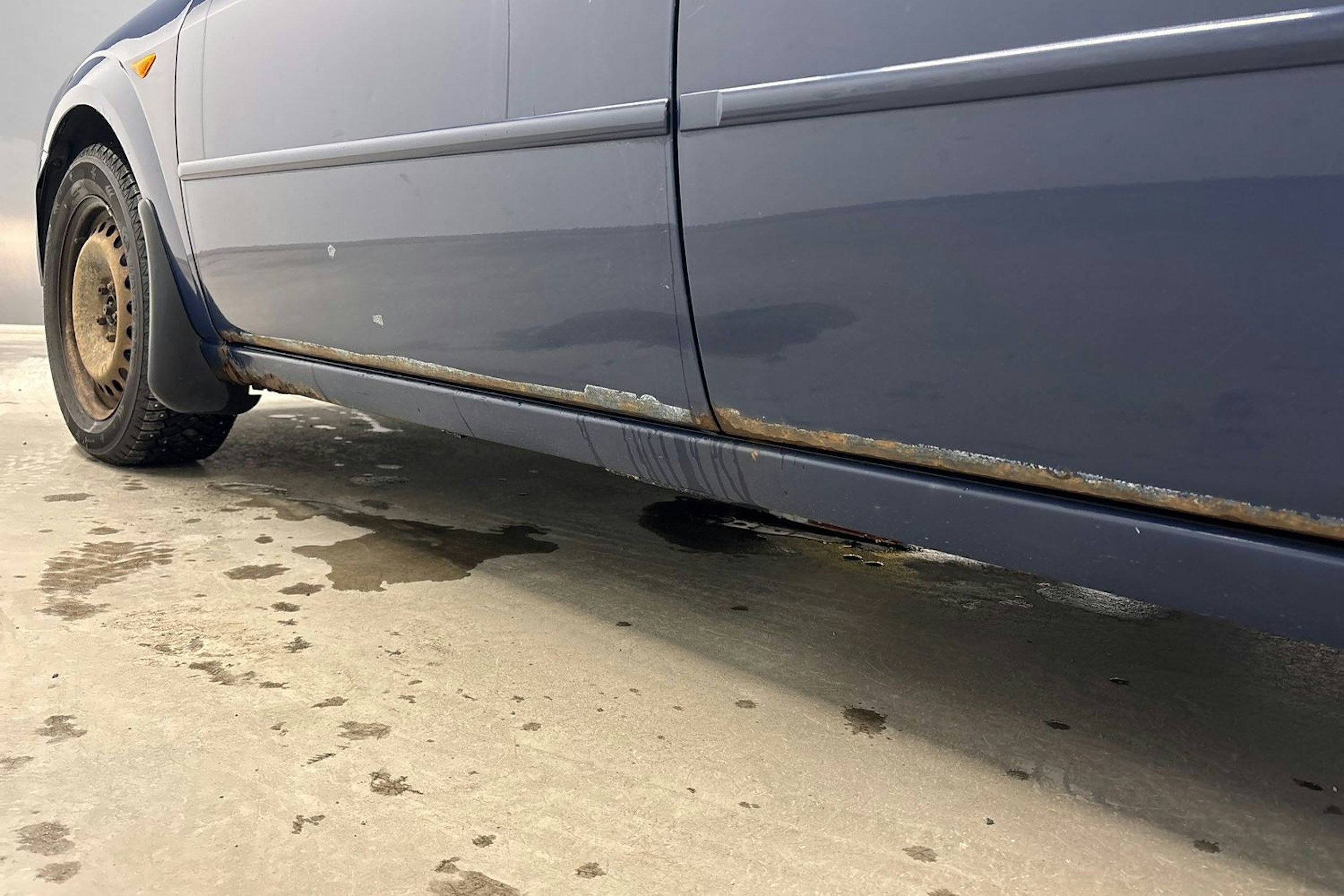 sininen Ford Mondeo 2001 kuva 22.