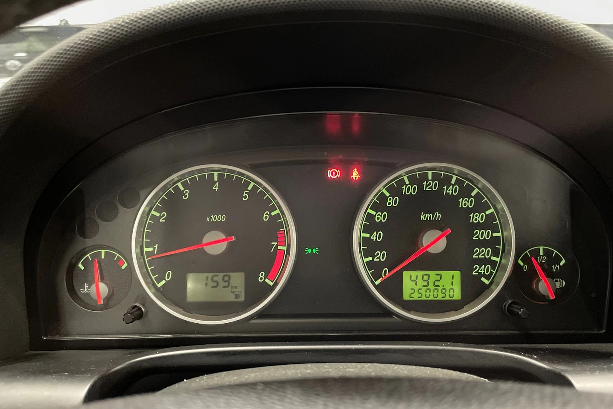 sininen Ford Mondeo 2003 kuva 13.
