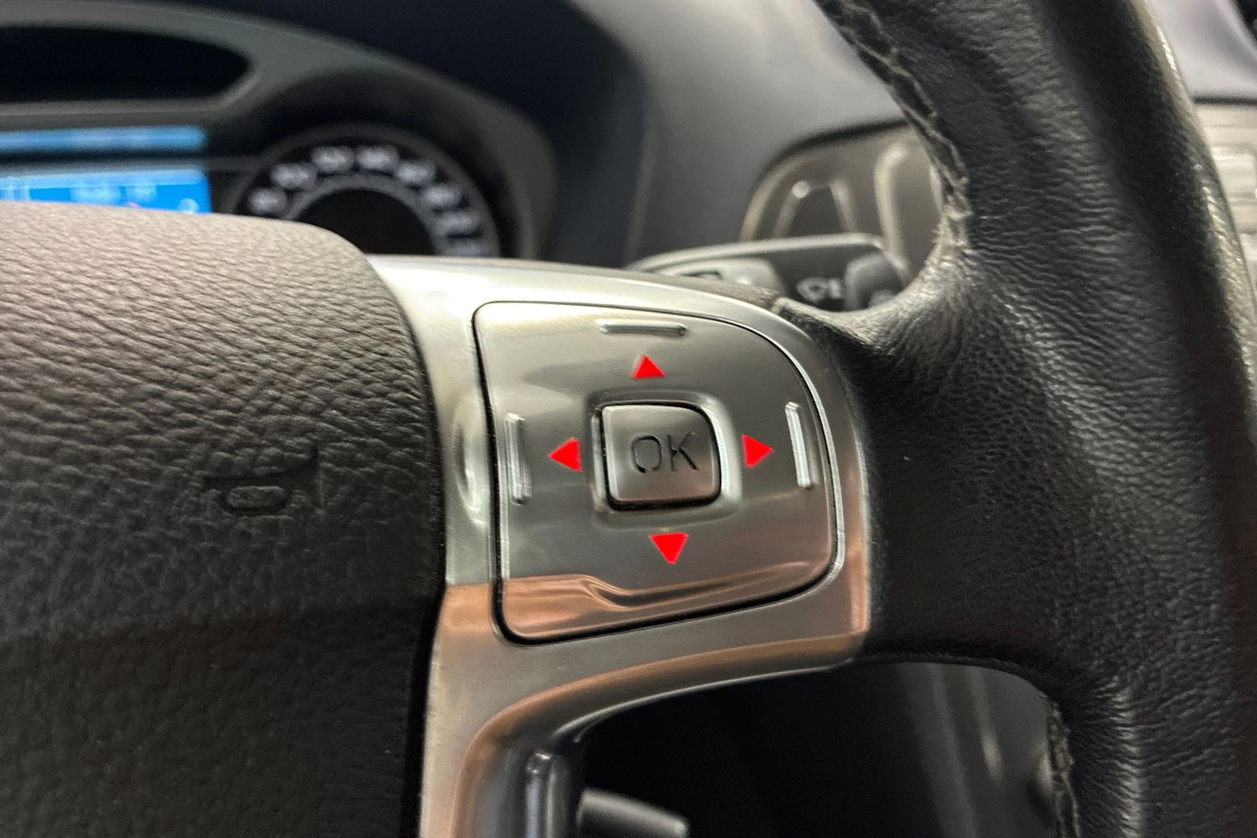 sininen Ford Mondeo 2007 kuva 14.